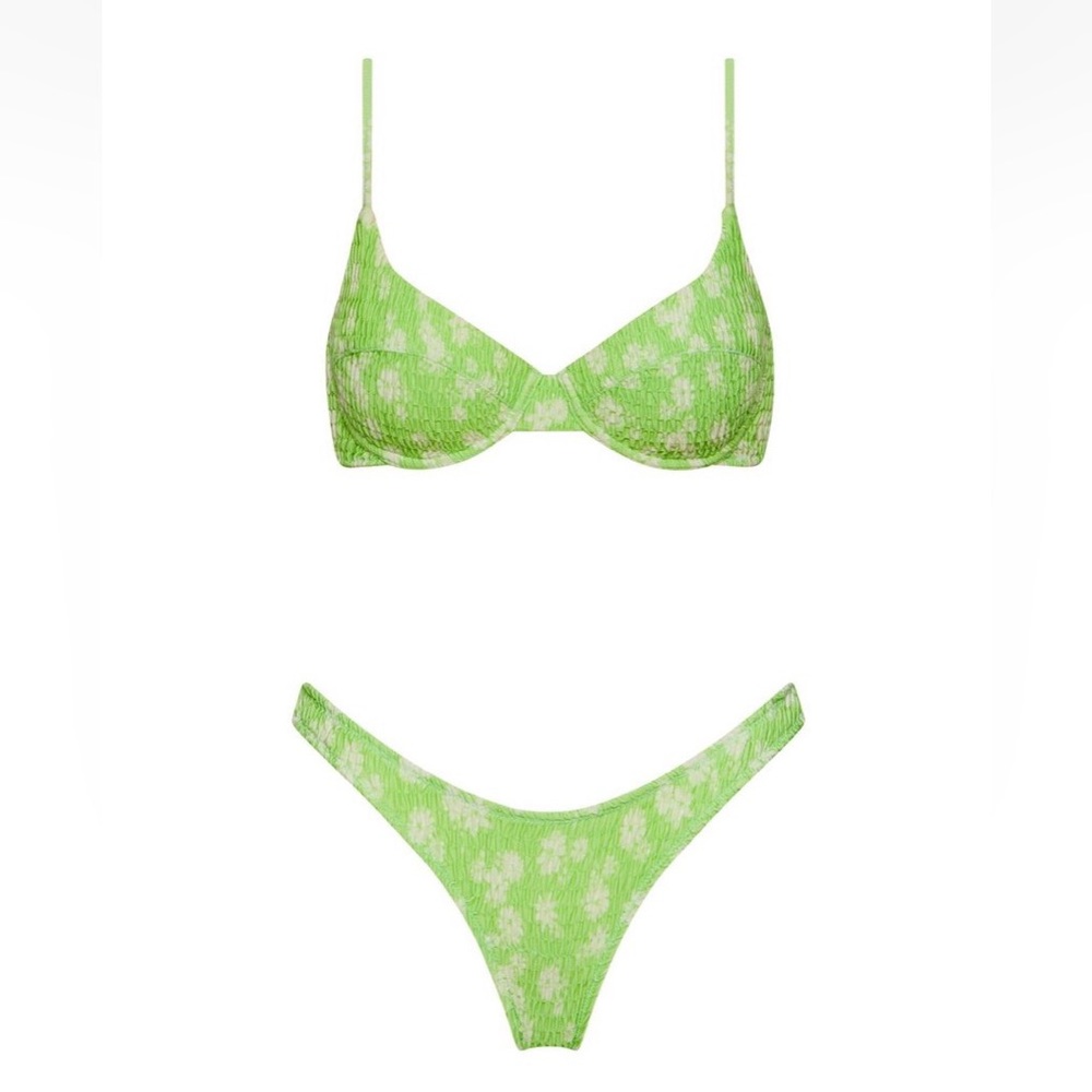 TRIANGL - Saria Bikini - Never worn - Spring print